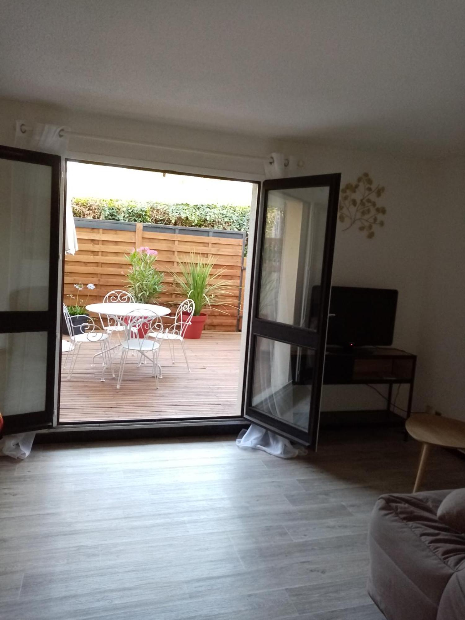 Cabourg Agreable T2 Residence Calme - Terrasse 20M2 - Animaux Bienvenus Bagian luar foto